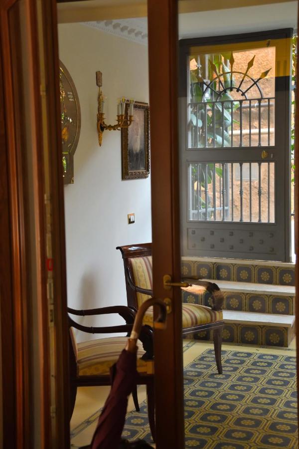 Regal House Roma Capucci 6 Hotel Kültér fotó