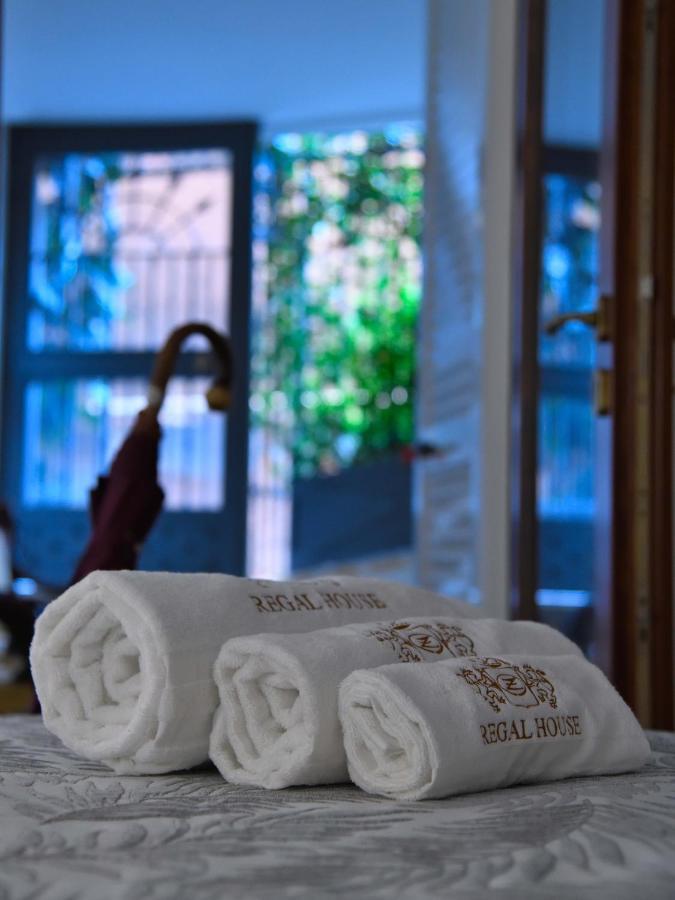 Regal House Roma Capucci 6 Hotel Kültér fotó