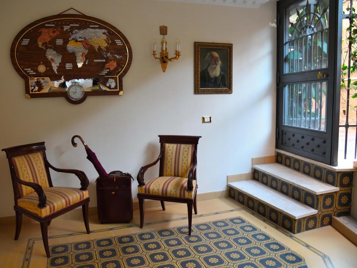 Regal House Roma Capucci 6 Hotel Kültér fotó