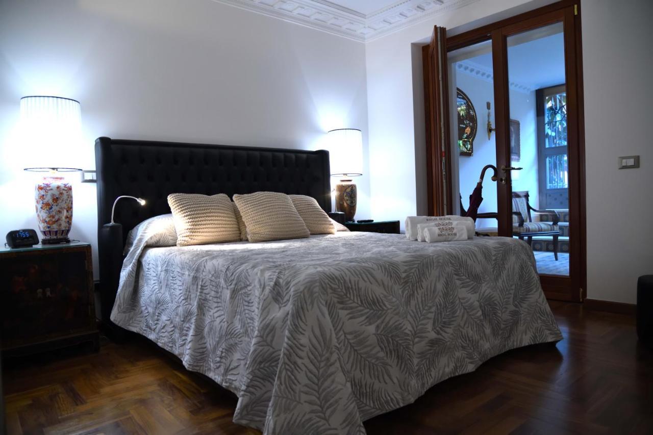 Regal House Roma Capucci 6 Hotel Kültér fotó