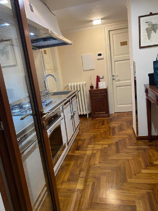 Regal House Roma Capucci 6 Hotel Kültér fotó